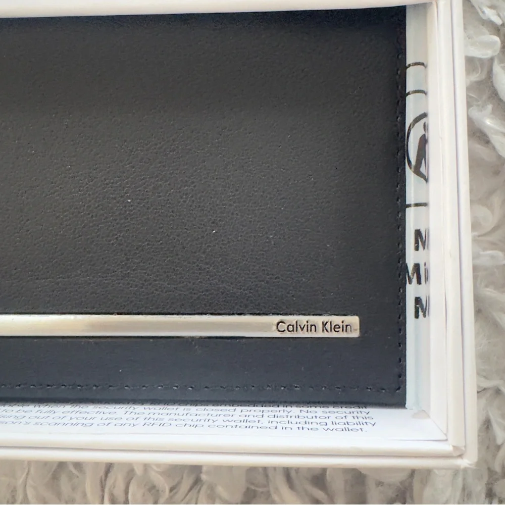 New Calvin Klein Black Leather wallet. Brand